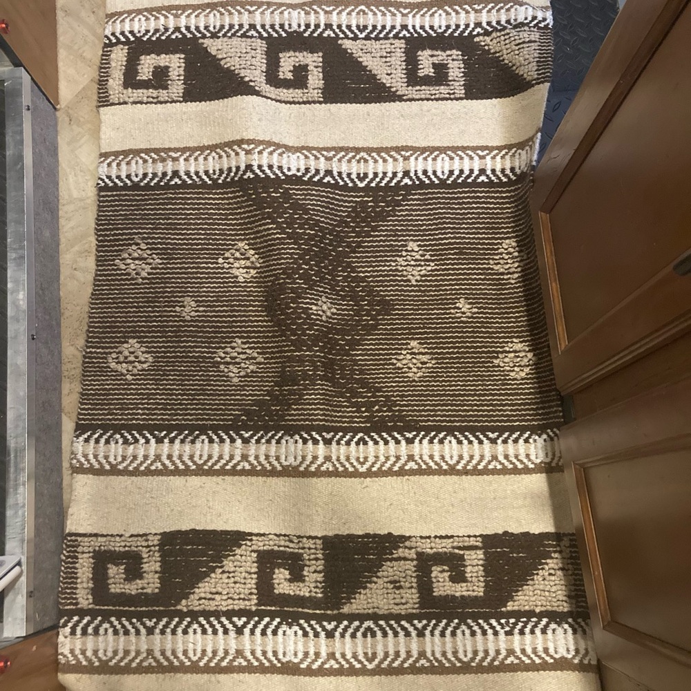 Peruvian? Brown /Cream Geometric Pattern Rug/Wall Hanging Wool Blend pre loved - Picture 6 of 15